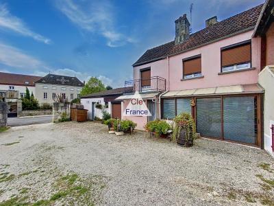 Lovely Traditional House, A Nice Family Home