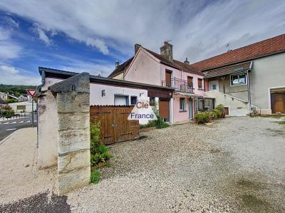 Lovely Traditional House, A Nice Family Home