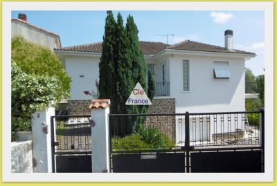 Detached House with Landscaped Garden