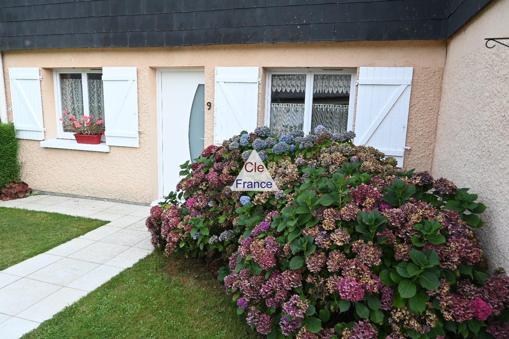 Main Photo of a Maison for sale