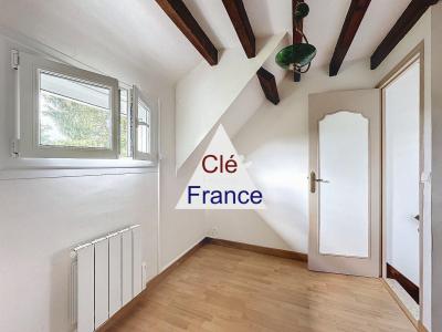 Period Detached House with Landscaped Garden