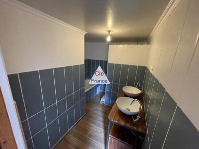 Contemporary Detached House in Perfect Condition