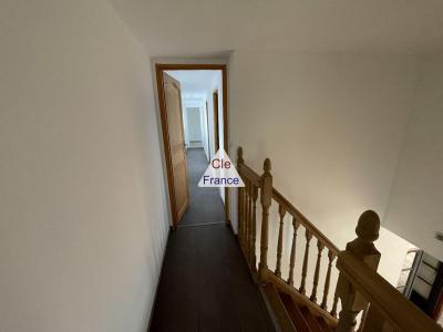 Contemporary Detached House in Perfect Condition