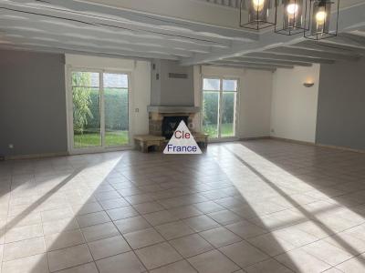 Huge Detached House with Lovely Garden