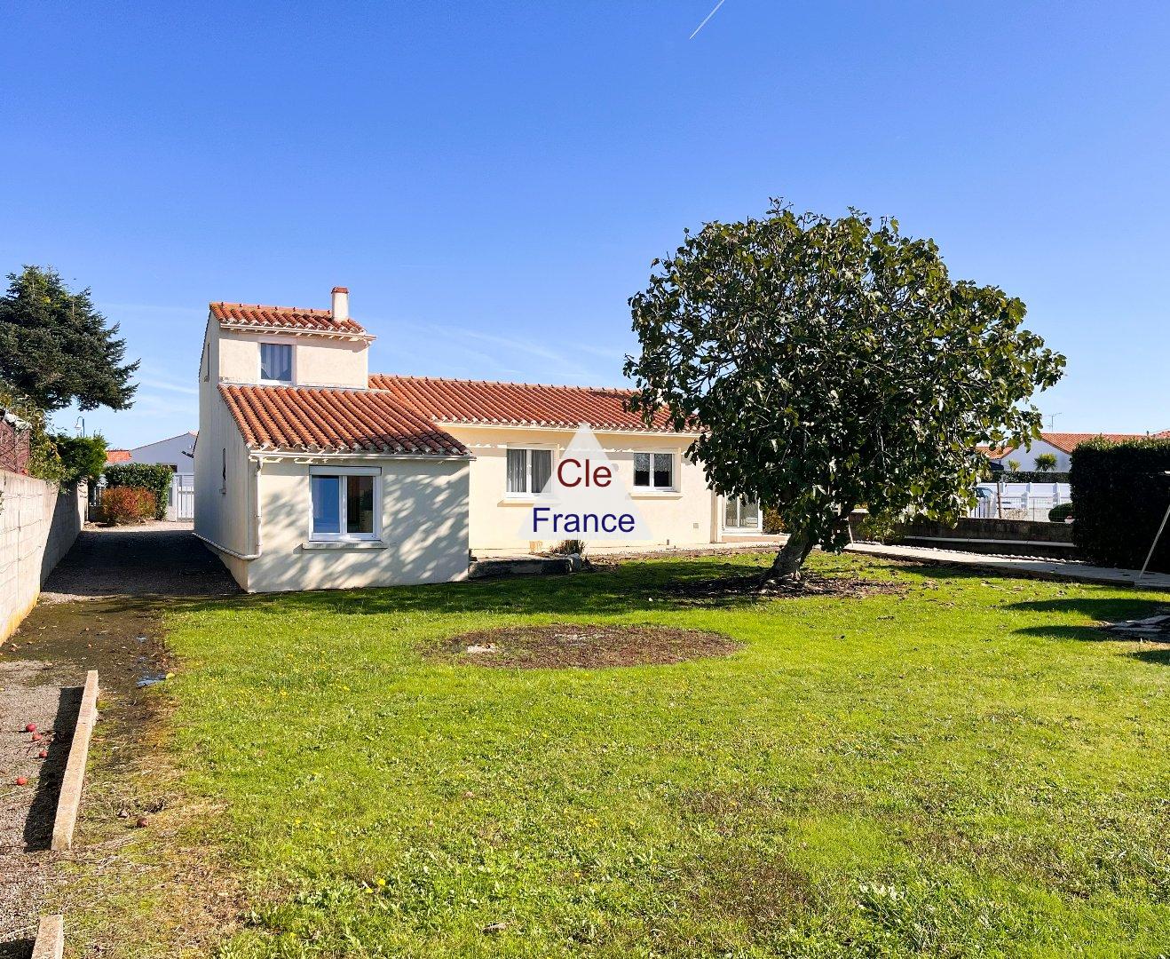 Main Photo of a Maison for sale