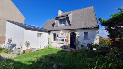 Neo-Breton Detached House with Sea View