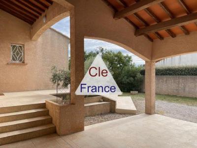 Detached Villa with Swimming Pool