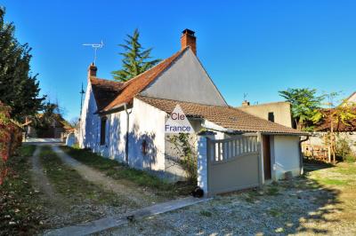 Charmante Maison De Village Avec Dependances Et Parc Arbore