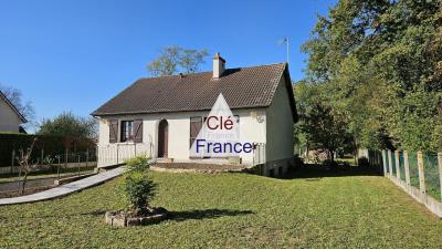 Detached House with Lovely Garden