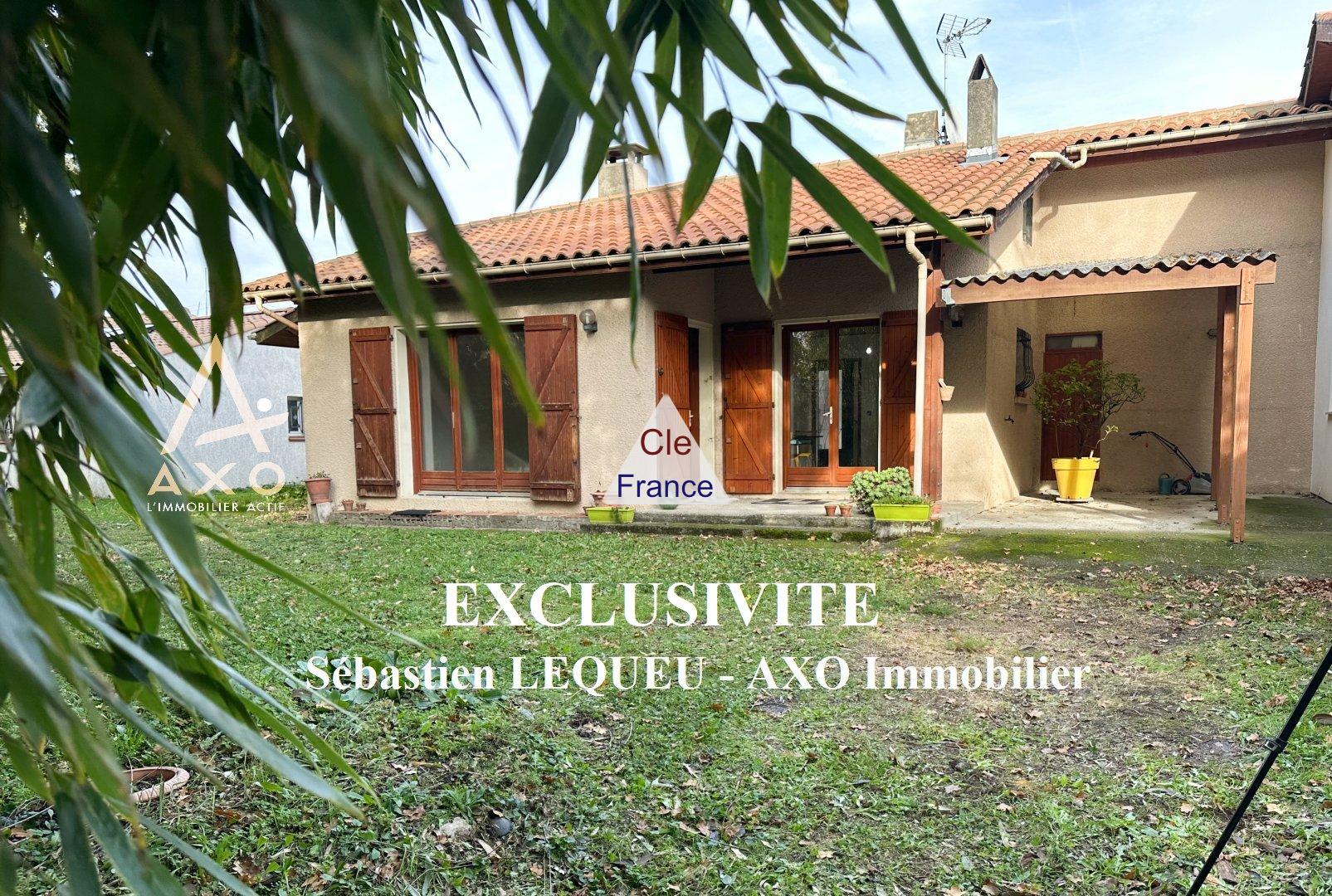 Main Photo of a Maison for sale