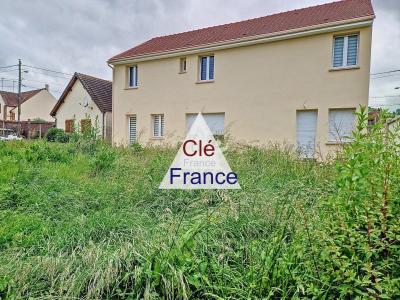 Detached House with Garden