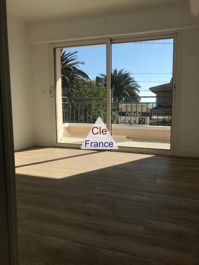 Apartment in Great Location by the Beach