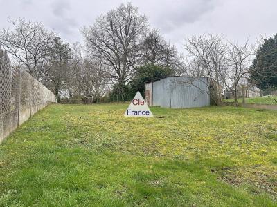 Detached House with Lovely Garden