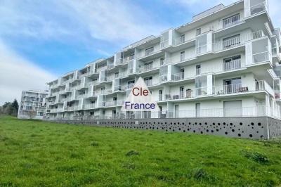 Appartement T3 De 65m2, Balcon, 2 Chambres, Vue Degagee, 2 Places Parking, Rennes Quartier St Lauren