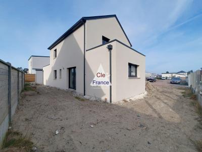 New Build Detached House with Garden