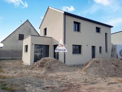 New Build Detached House with Garden