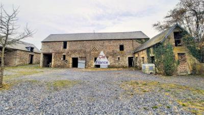 Beautiful Country House with Vast Outbuildings