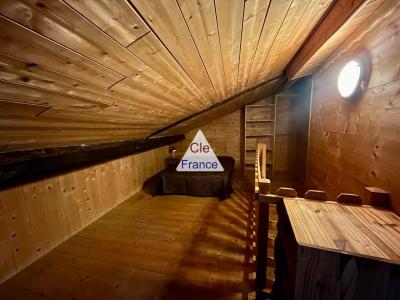 Villard-sur-doron : Ensemble De 3 Appartements