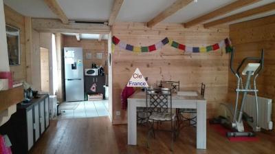 Villard-sur-doron : Ensemble De 3 Appartements
