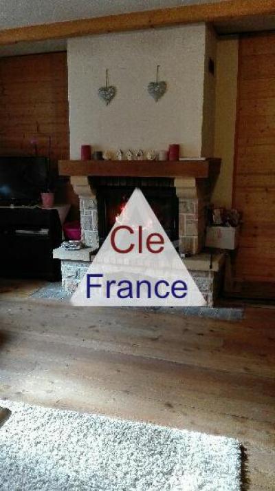 Villard-sur-doron : Ensemble De 3 Appartements
