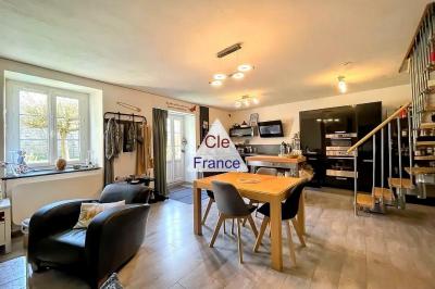 Pretty House with Garden in Lovely Location