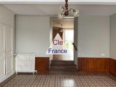 Maison De Ville/ Jardin/ Garage