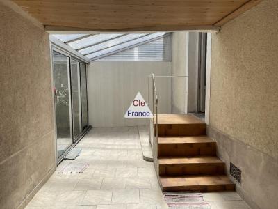 Maison De Ville/ Jardin/ Garage