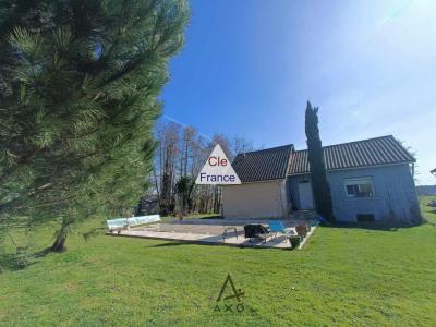 Propriete Avec 2 Maisons Grange Et Piscine