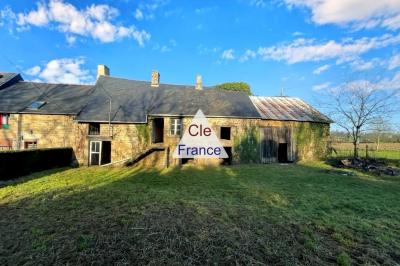 A Vendre Ensemble De Batiments- Maison En Pierres, Environ 80 M2 Grange, Sur Parcelle Terrain De 60