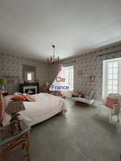 Grande Maison De Maaztre, 10 Pieces, Piscine, Jardin Et Garage.