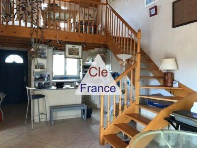 Detached Villa by the Coast Near La Rochelle