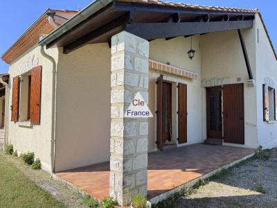 20 Mn D\'angouleme, Cadre Exceptionnel Pour Cette Grande Maison Avec Dependances Sur Parc 1ha