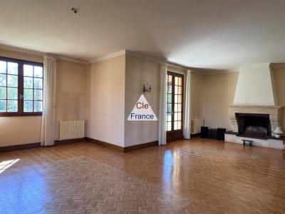 20 Mn D\'angouleme, Cadre Exceptionnel Pour Cette Grande Maison Avec Dependances Sur Parc 1ha