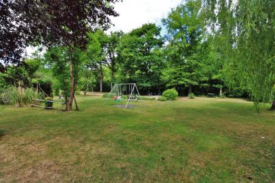 Detached House with Large Parkland Garden