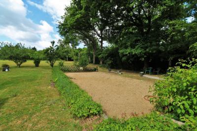 Detached House with Large Parkland Garden