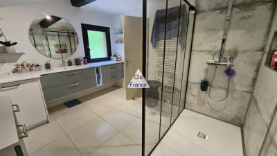 Villard-sur-doron (73270) : Maison T4 Sur 2000 Ma