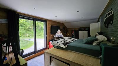 Villard-sur-doron (73270) : Maison T4 Sur 2000 Ma