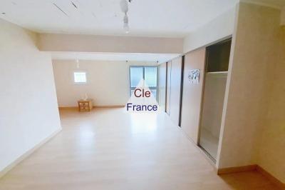 Detached House with Garden and Good Potential