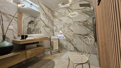 Superbe Duplex T4 Dernier Etage Avec Balcon Et 2 Garages A