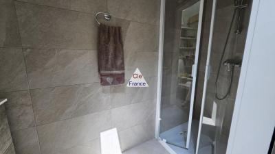 Superbe Duplex T4 Dernier Etage Avec Balcon Et 2 Garages A