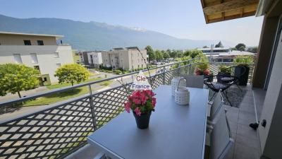 Superbe Duplex T4 Dernier Etage Avec Balcon Et 2 Garages A
