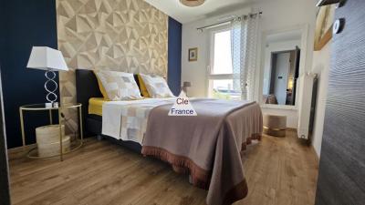 Superbe Duplex T4 Dernier Etage Avec Balcon Et 2 Garages A