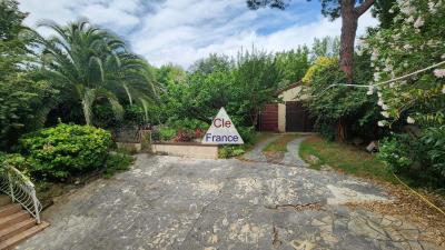 Beautiful Family Home with Nice Accommodation