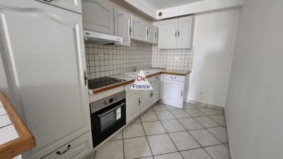 T3 Traversant Avec Balcon A