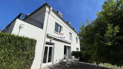 Large Detached House with Garden