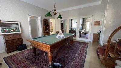 Large Detached House with Garden