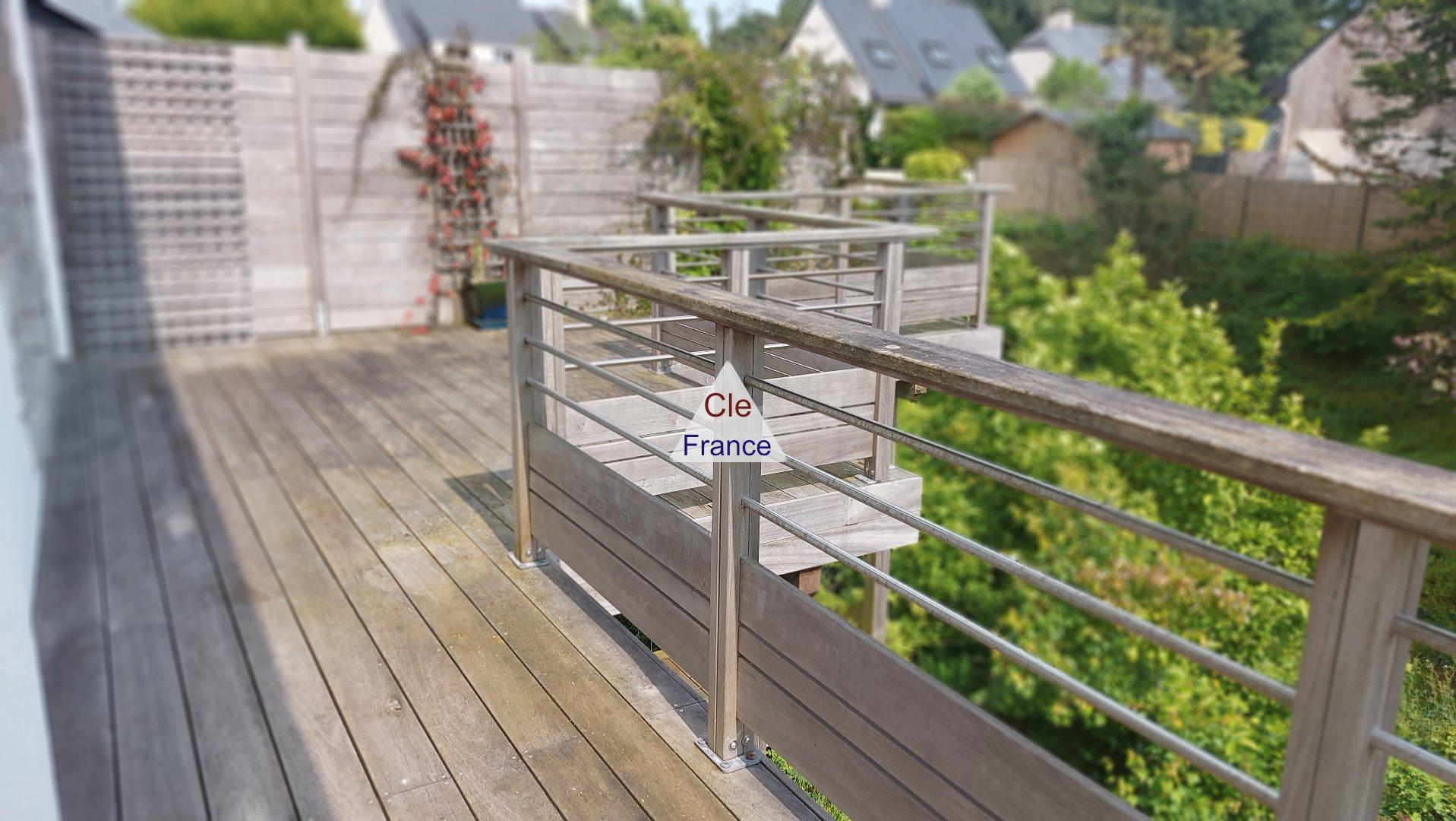 Detached Villa with Open Sea View