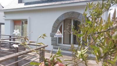 Detached Villa with Open Sea View