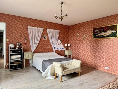 Detached Character House with Panoramic Views