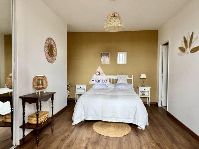 Detached Character House with Panoramic Views